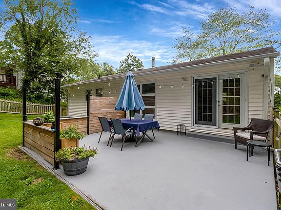 2nd image of 6612 Cottonwood Dr