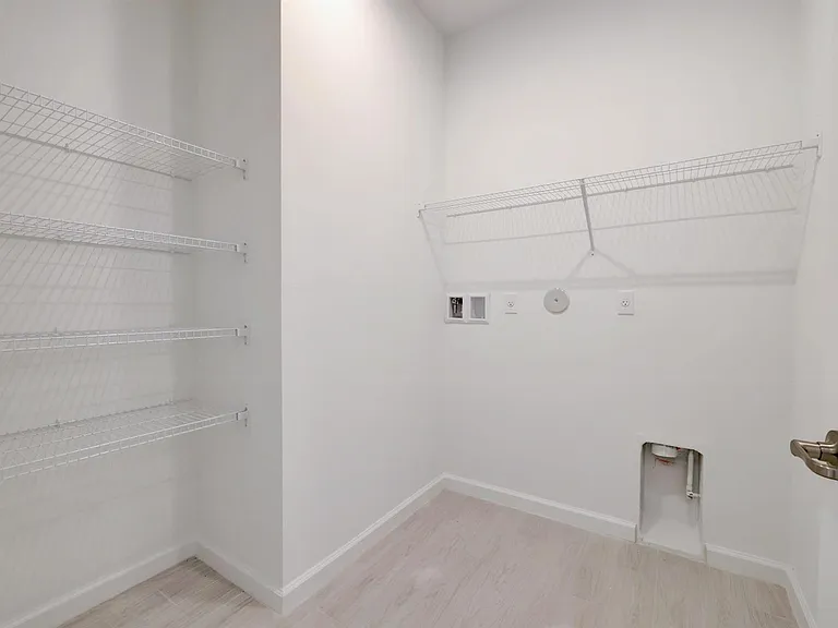 12712 SW Eleanor Dr — Photo 26