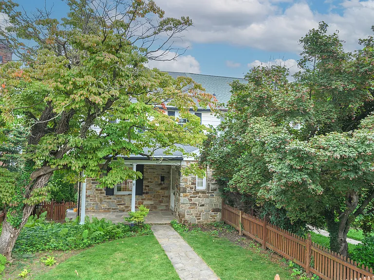 7003 Bellona Ave — Photo 2