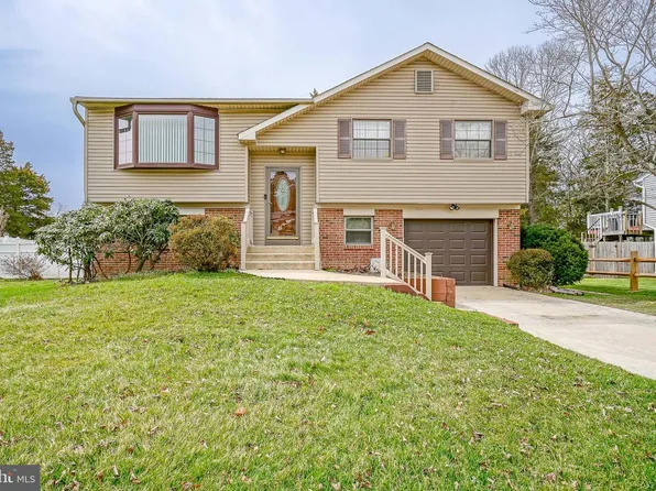 11 Franklin Ave, Berlin, NJ 08009