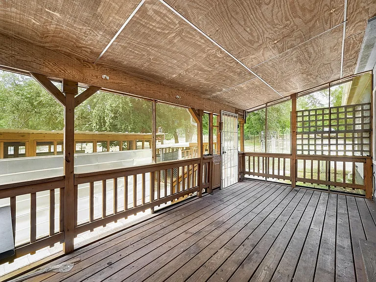 7807 Williamson Creek Dr — Photo 17
