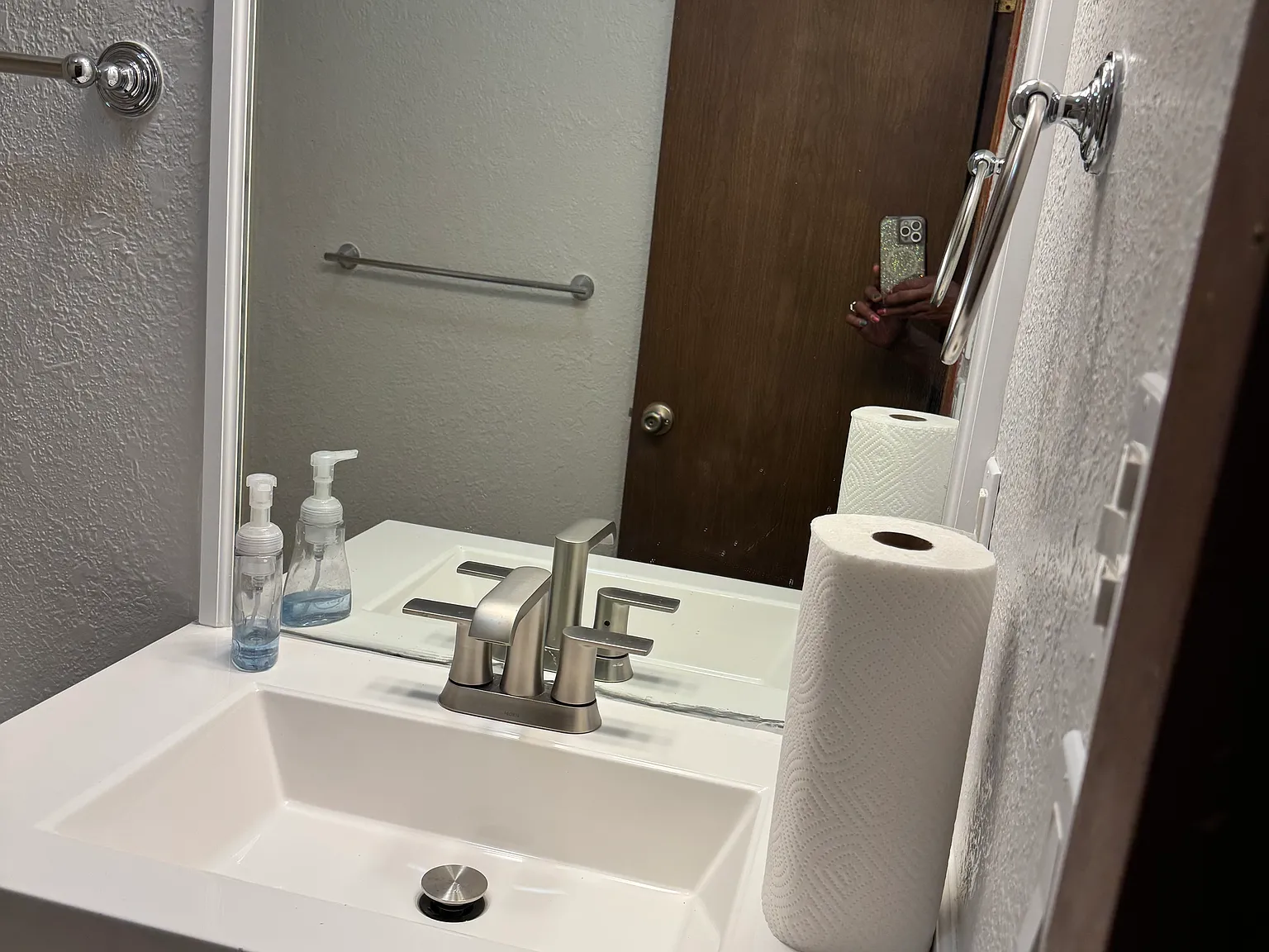 2 bed, 838 sqft, $1,050 — Photo 2