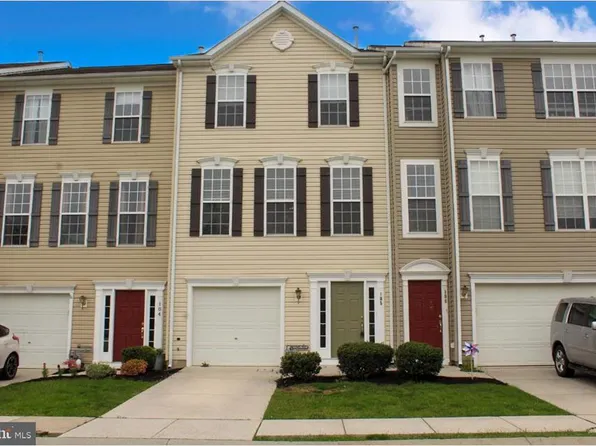 105 Brook Meadow Dr, Mechanicsburg, PA 17050