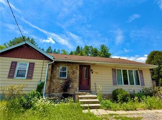 1310 Camp Dr, Windber, PA 15963