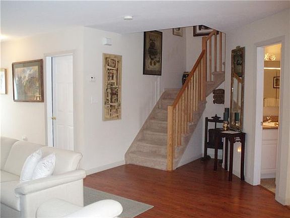 5th image of 602 Dove Ct