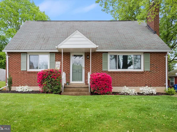 23 State Dr, Harrisburg, PA 17112