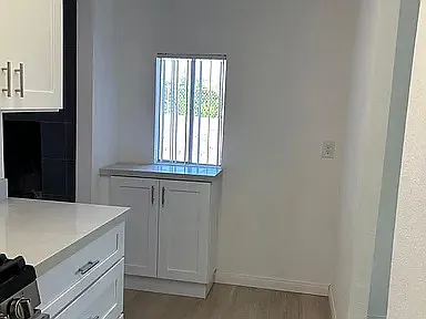 Building Photo - 13475 Cuyamaca Dr #4