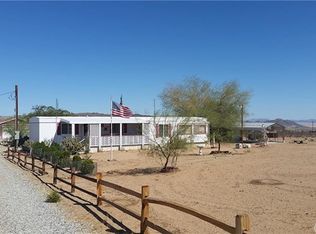 56566 Encantado Rd, Landers, CA 92285