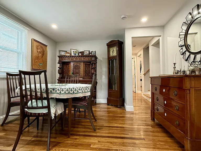 74 Seminole Ave — Photo 9