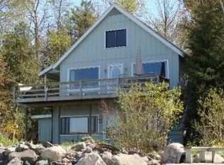 4727 Lakeshore Rd, Boyne City, MI 49712