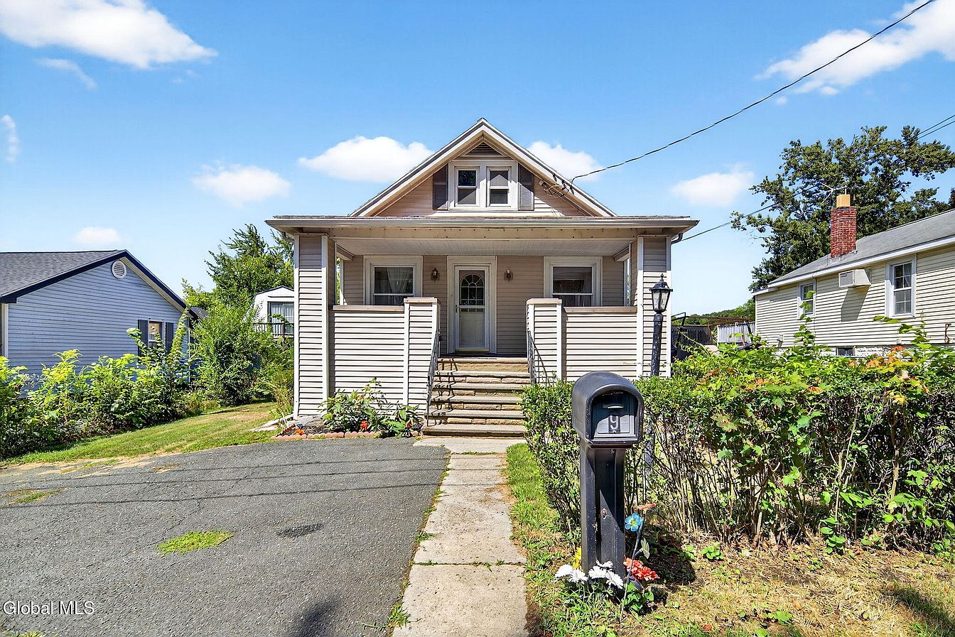 1st image of 9 Atlantic Avenue