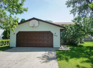 3022 20th St S, Fargo, ND 58103