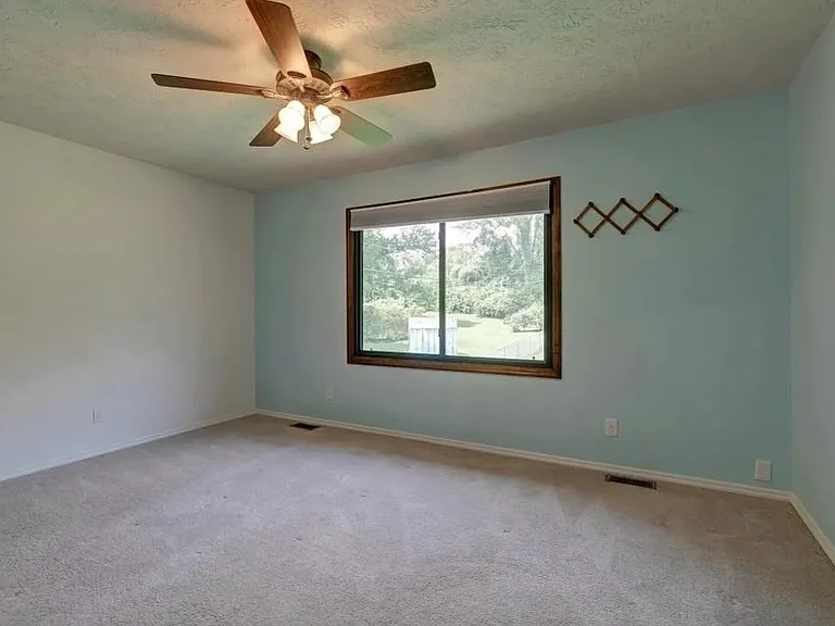 3405 N Stoneycrest Rd — Photo 10