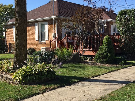 2nd image of 123 S Glen Ave
