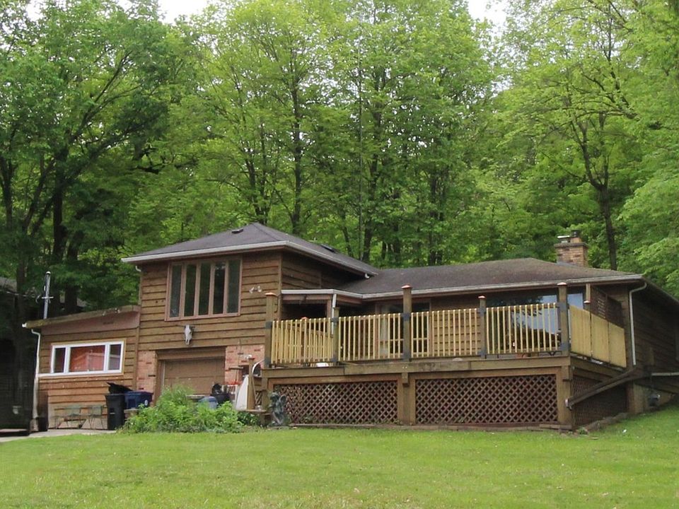 1st image of 1843 N River Rd