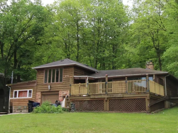 1843 N River Rd, Algonquin, IL 60102