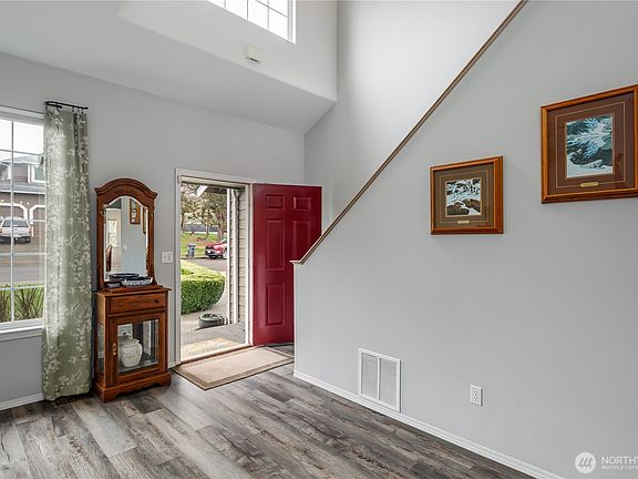 2nd image of 6512 75th Drive NE