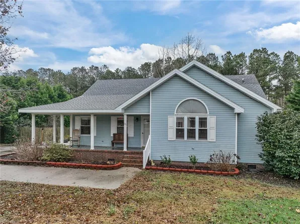 121 Deerfield Ln, Aydlett, NC 27916