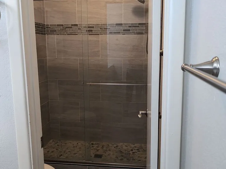 1113 W Highland St — Photo 15