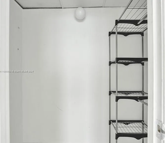300 Bayview Dr #906 — Photo 35