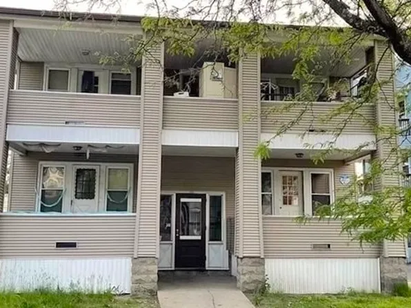 110 Pasadena St, Springfield, MA 01108