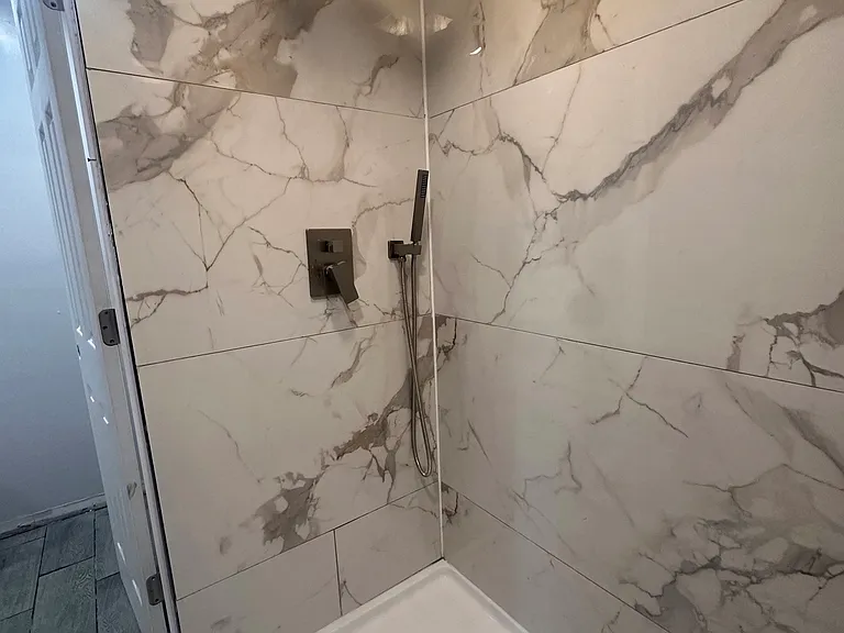 255 Smith St #1 — Photo 8
