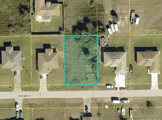 465 Rayford St, Lehigh Acres, FL 33974