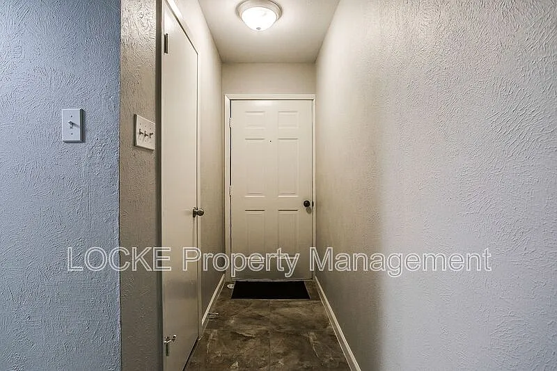 4 bed, 2.0 bath, 1538 sqft, $1,850 — Photo 4
