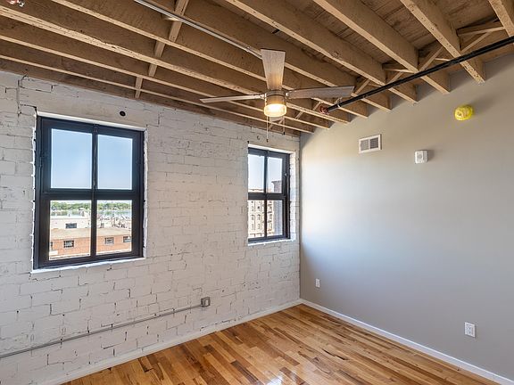 4th image of 116 N 4th St #10912370