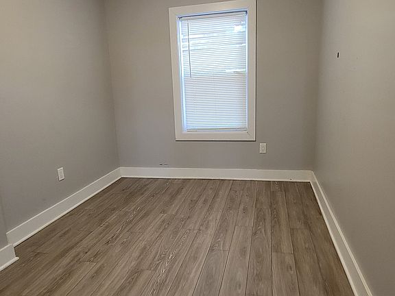 3rd image of 26 Yale Ave APT 1