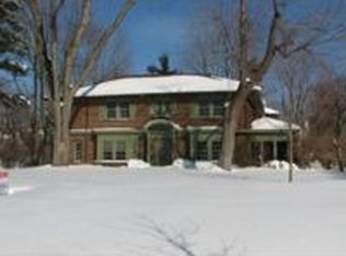 2953 Litchfield Rd, Shaker Heights, OH 44120