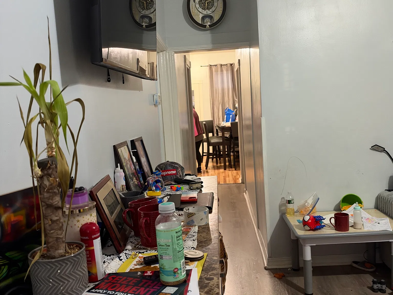 4 bed, 1400 sqft, $2,500 — Photo 2