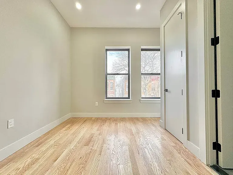 1729 Norman St #3LR — Photo 5