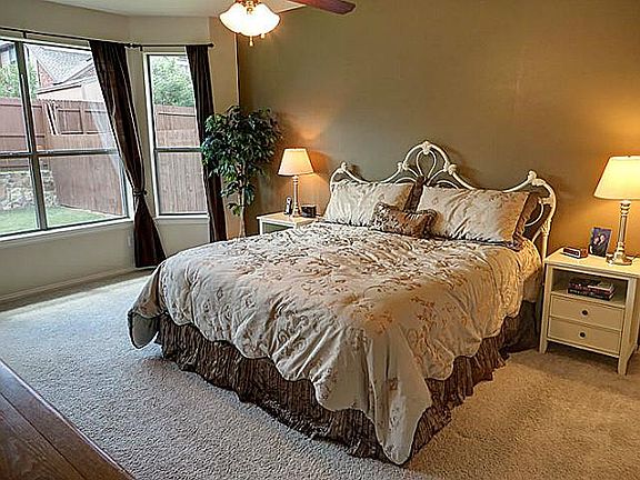 4th image of 12733 Connemara Ln