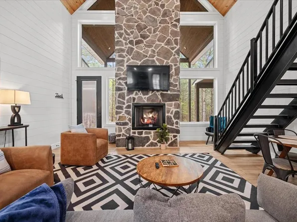 240 Cypress Trl, Broken Bow, OK 74728