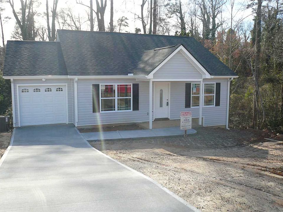 1st image of 440 Blairwood Ct