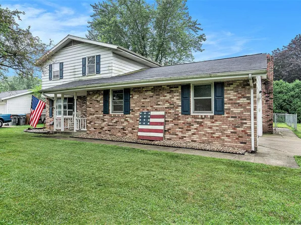 109 Greenway Dr, Goshen, IN 46526