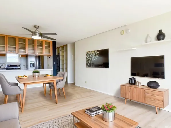 98-099 Uao Pl APT 708, Aiea, HI 96701