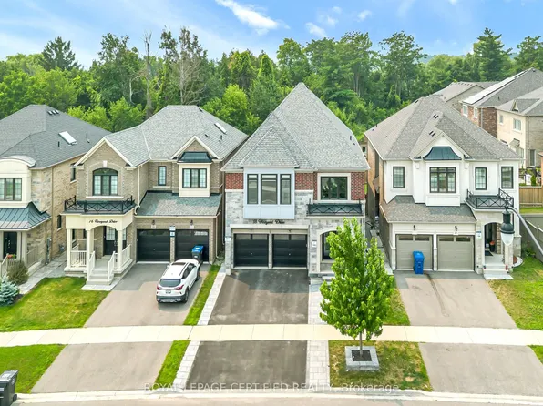 18 Vineyard Dr, Brampton, ON L6Y 2A5
