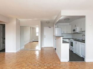 1500 Bathurst St #601, Toronto, ON M5P 3L3
