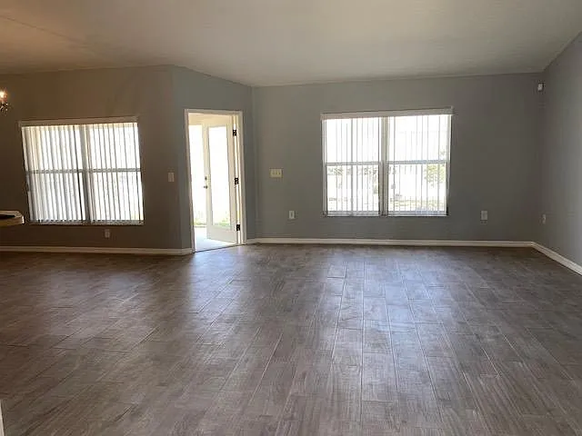 8513 SW 136th Loop — Photo 4