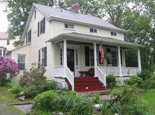 86 W Neck Rd, Huntington, NY 11743