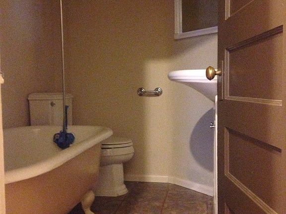 3rd image of 1934 Grant St APT 5
