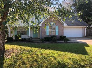 487 Drake Cir, Columbus, MS 39702