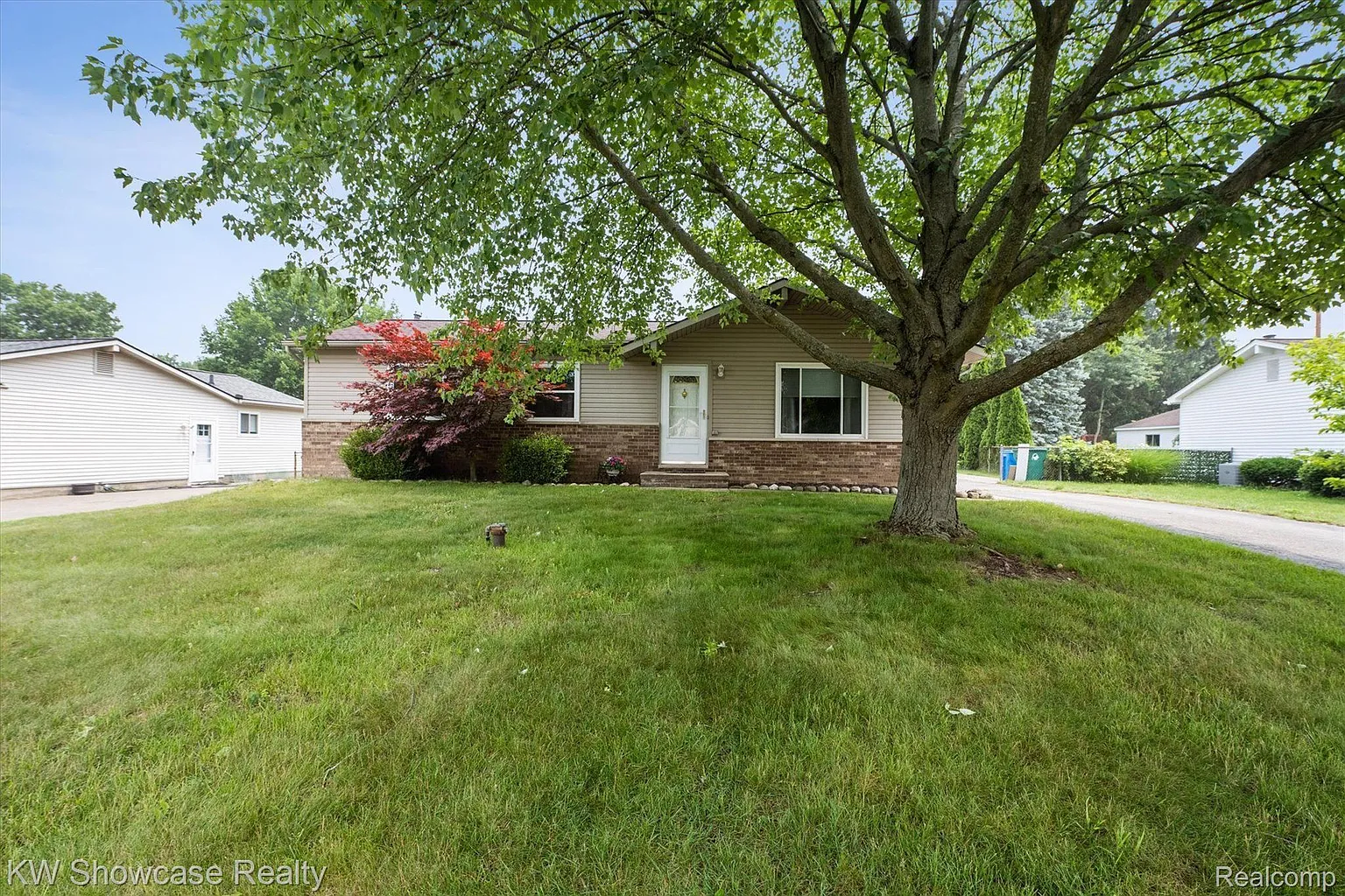3740 Cheryl Dr photo 1