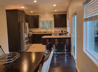 (Undisclosed Address), Woodland Hills, CA 91367