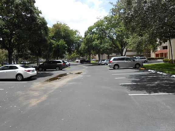 5th image of 1811 Sabal Palm Dr APT 101