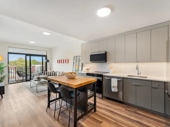 857 Communipaw Avenue image 6 of 25