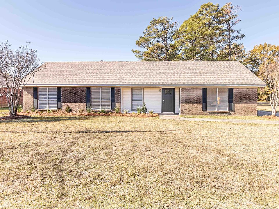 1st image of 117 Daywood Dr