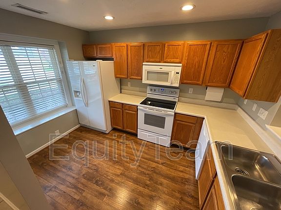 3rd image of 4130 Spanish Bay Dr